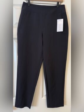 NWT Athleta Women’s Endless breathable quick dry black pant Size 10